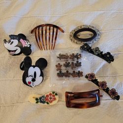 Hair accessories New and like new.