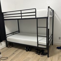 Metal Twin/Twin Bunk Bed