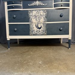 Antique 7 Drawer Dresser