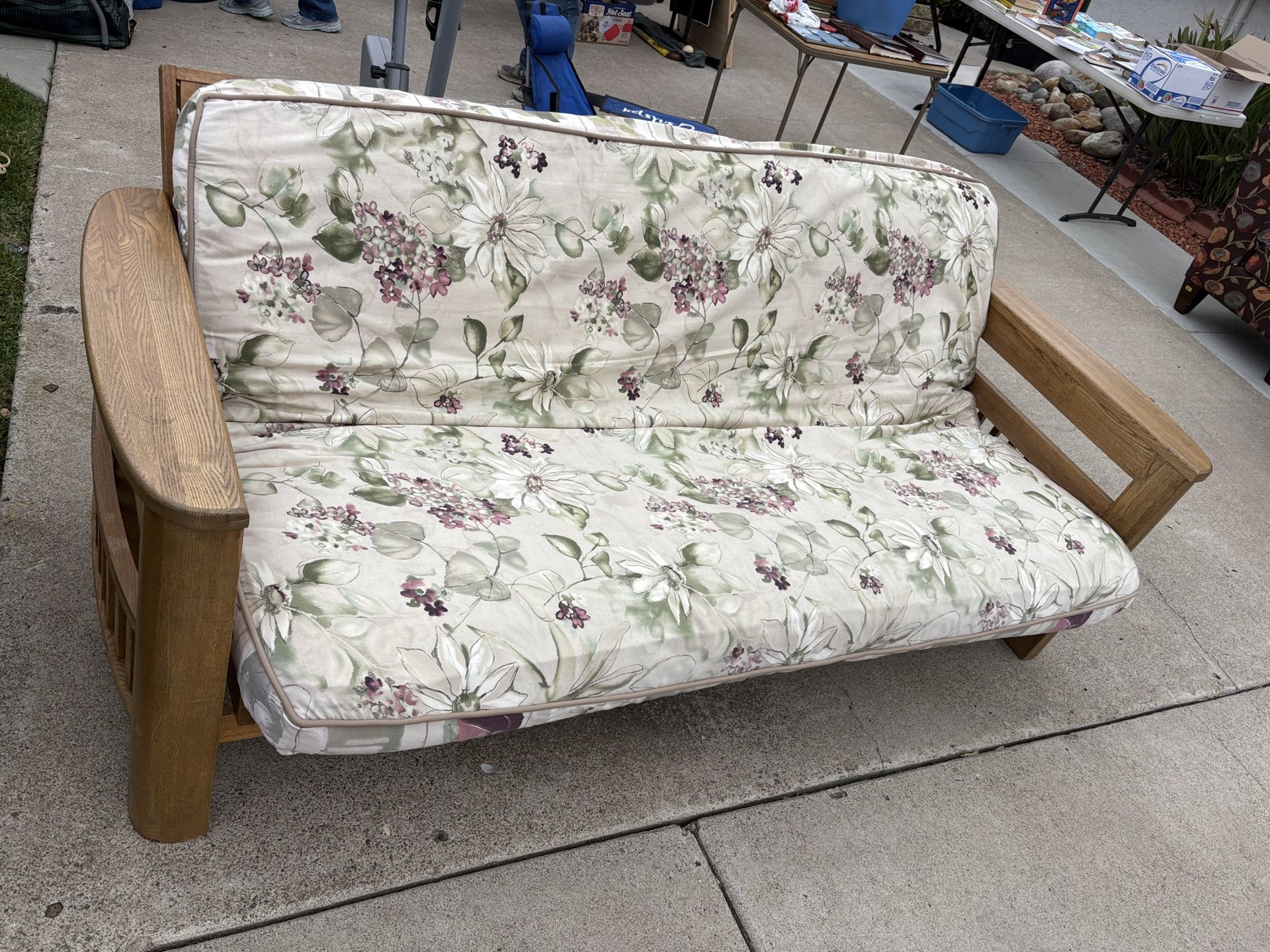 Solid wood oak futon 27 X 36 X 83