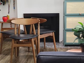 3 Dinning chairs