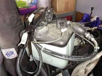 2-stroke oil injection tank assy.