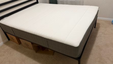 Queen mattress