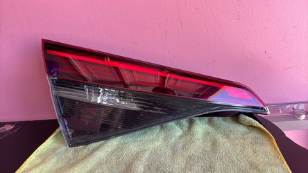 OEM 2022- 2023 Honda Civic Sedan Left Rear Spide Inner Tail Light t OEM