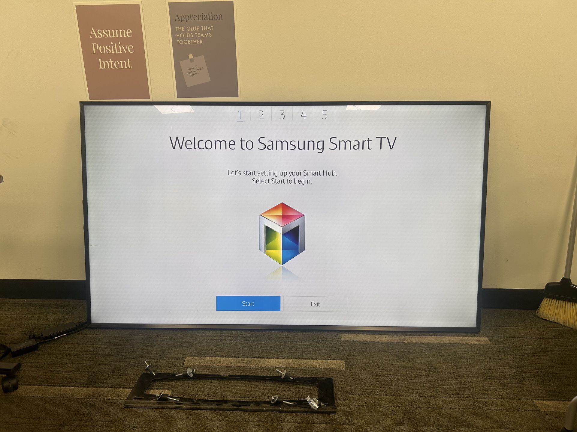 Samsung 75” Smart LED TV