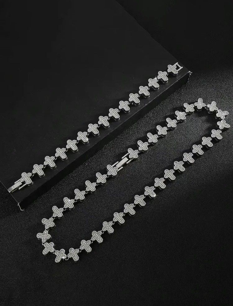 Iced Out Cross Set
