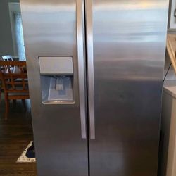 NICE Whirlpool Side By Side Refrigerator!