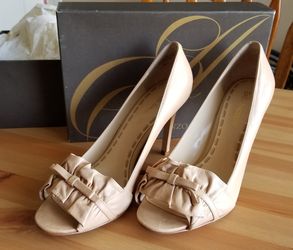 Enzo Angiolini Eamielee Pump, size 8M