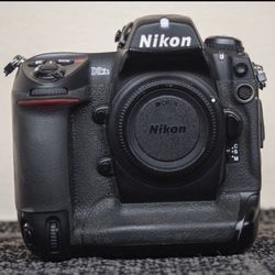 Nikon D2xs Camera 