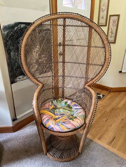 Vintage Woven Rattan Peacock / Emmanuel Chair
