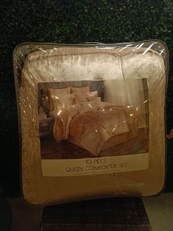 Nordstrom Rose Gold 10 Piece Queen Bed Set