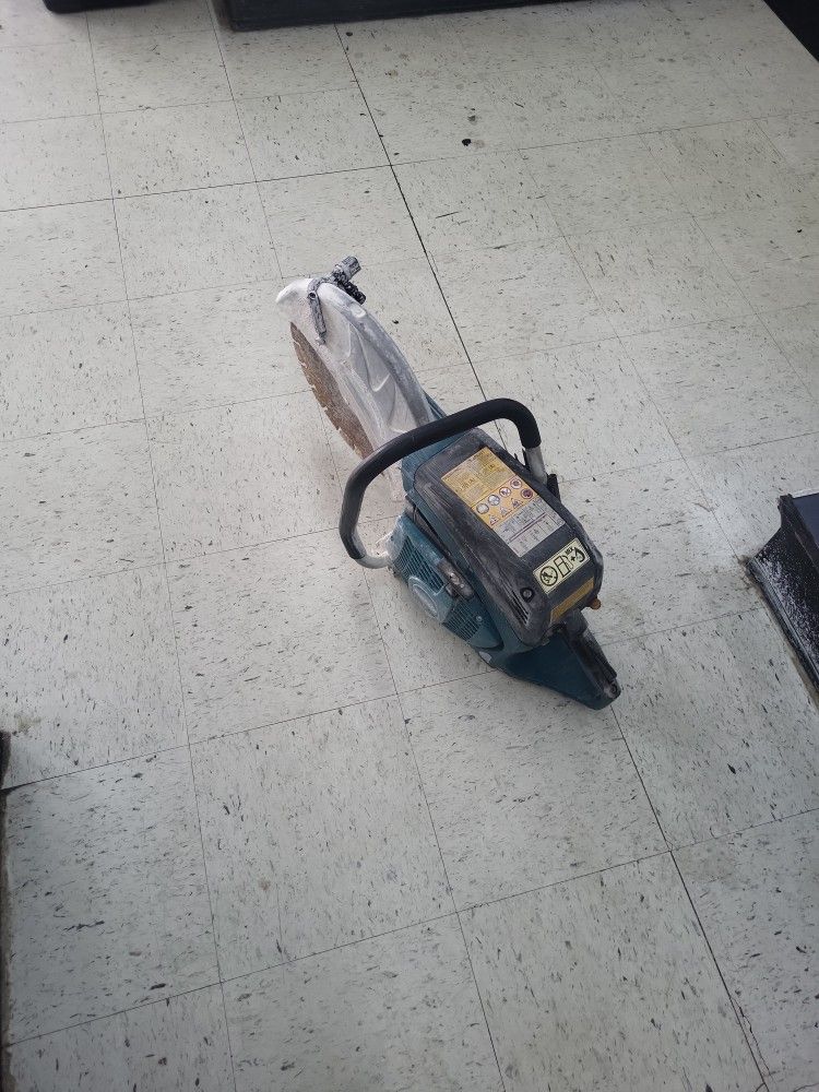 Concrete Saw
