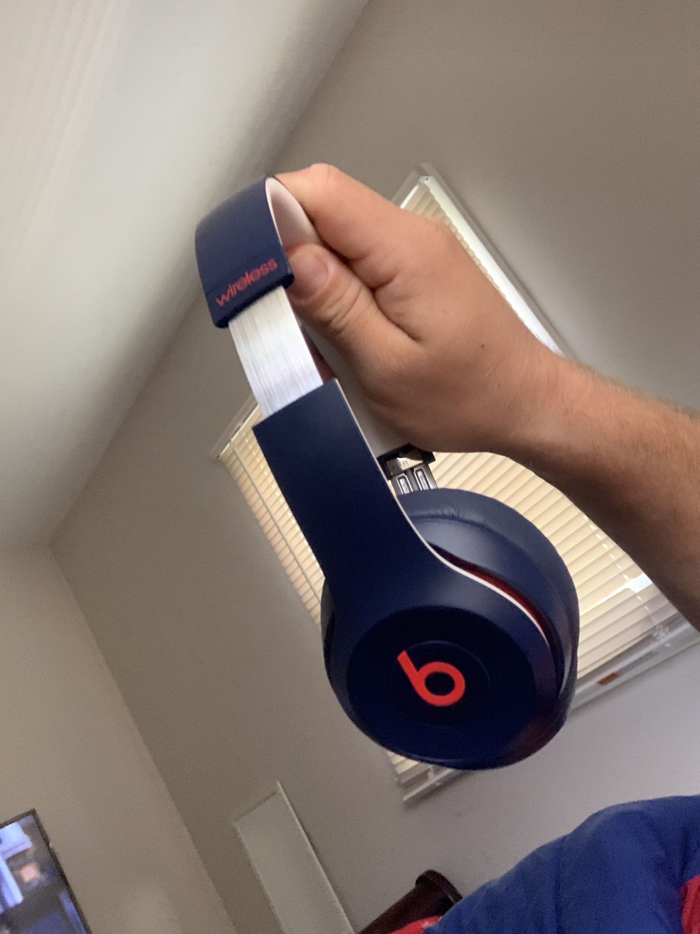 Beats by Dr. Dre Beats Solo3 Wireless On-Ear Headphones (Club Navy / Club
