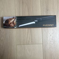 Cordless electric knife set