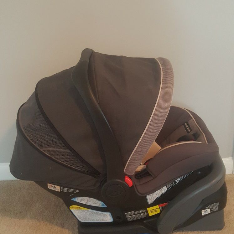 Graco Baby Carseat With Base