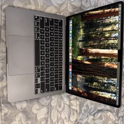 MacBook Air M3 