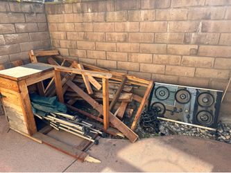 Free wood, gas cook top and 2 chairs