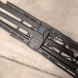 HC MOUNTING TV MOUNT