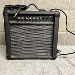 Crate GFX-15 Guitar Amplifier With Accessory