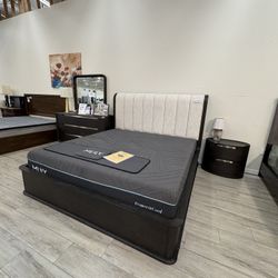 EK BLACK 4PC BEDROOM SET | Display Sale |