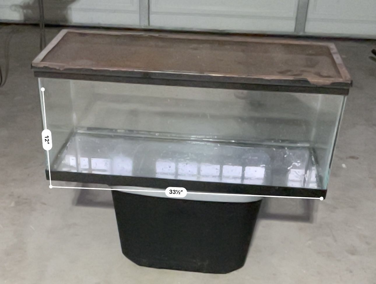 Aquarium/ Fish tank