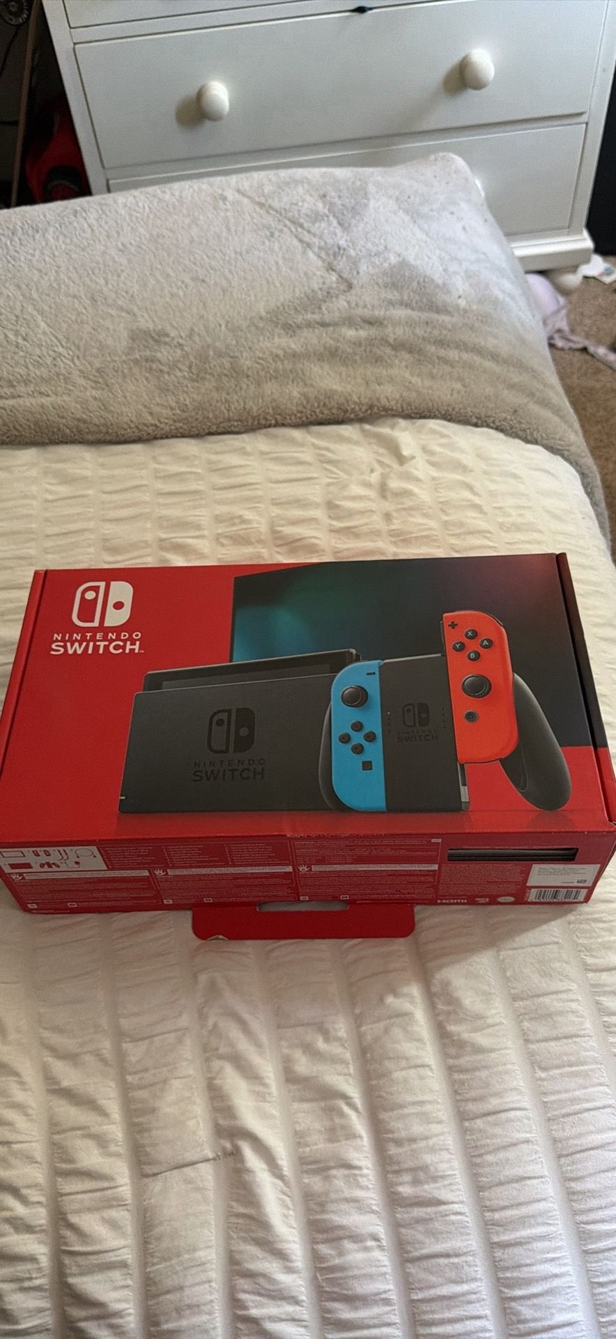 Nintendo Switch Console Bundle + Super Mario Odyssey + Original Box