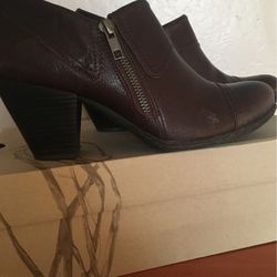 Women’s boots