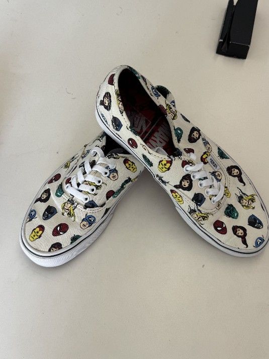Vans Limited Edition Tennis Shoes