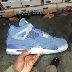 JORDAN 4 RETRO "MICHIGAN PE"