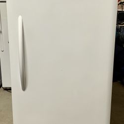 Frigidaire Frost Free Upright Freezer 