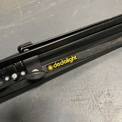 High-quality DEDOLIGHT DST light stand / tripod / lighting equipment. Up to 7 feet tall. $150 retail