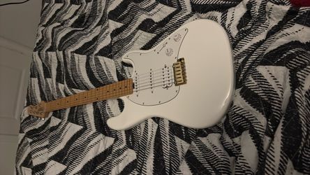 Sterling by music man intro series cutlass
