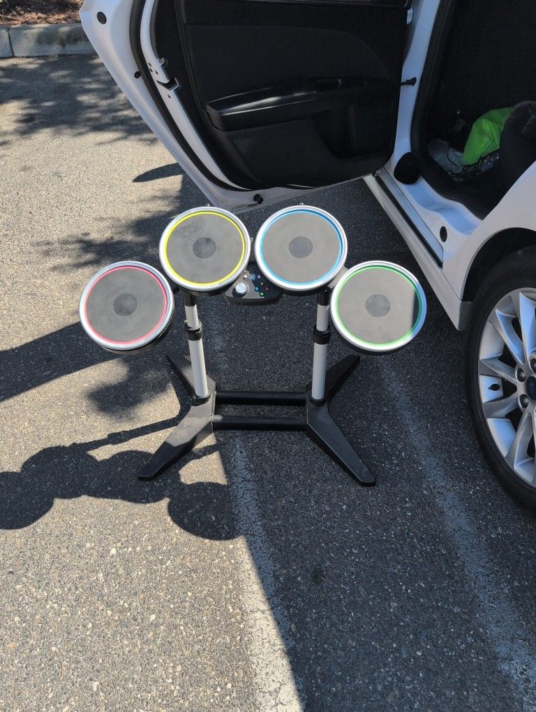 XBOX 360 ROCKBAND DRUM SET WITH PEDAL