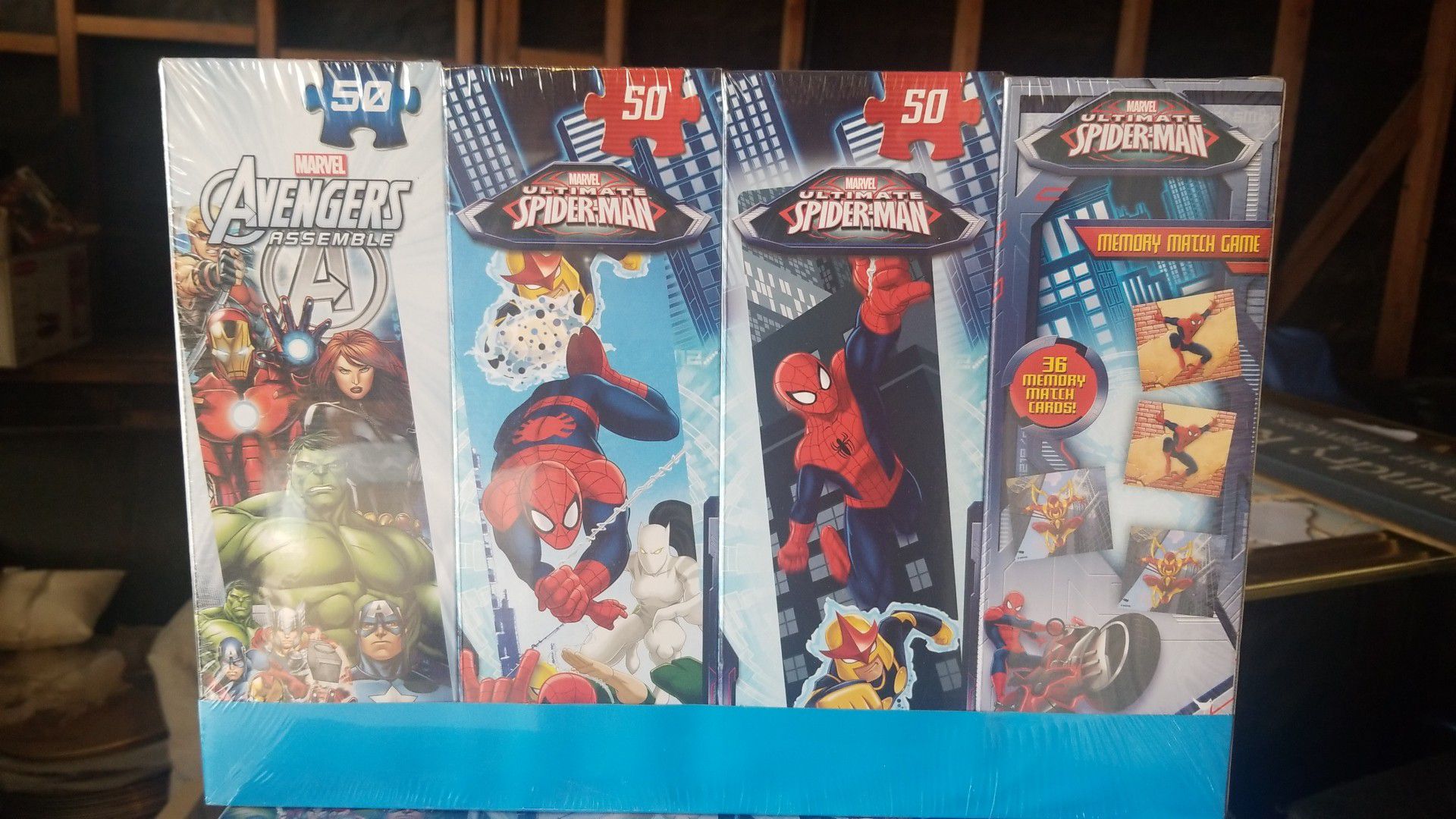 Avengers/spiderman puzzles and match game