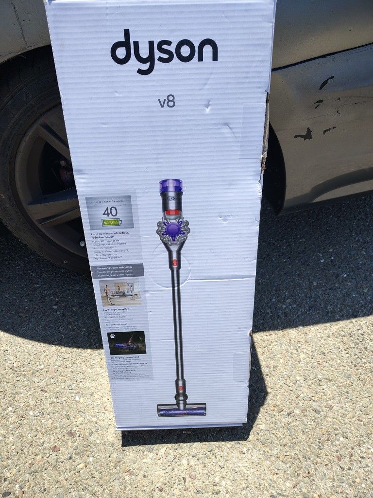Dyson Cordless Vac V8