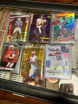 Nice 👍!! 6-Card Quarterback Football Card Lot – Rookies & Inserts !