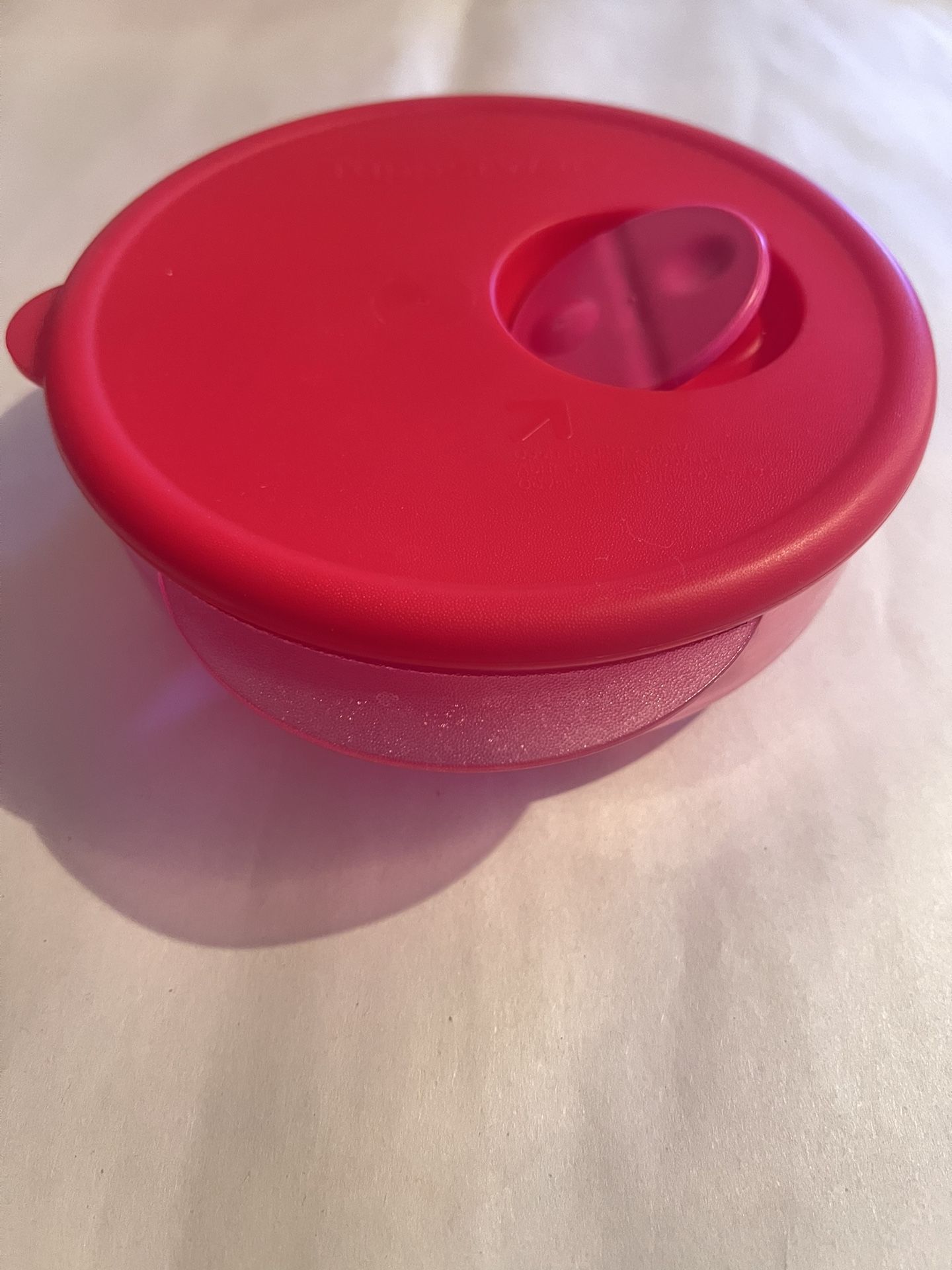 Tupperware Rock N Serve Container W/Lid Microwave Safe 1 3/4 Cup Red & Pink 4150A-2 Lid: 4153A