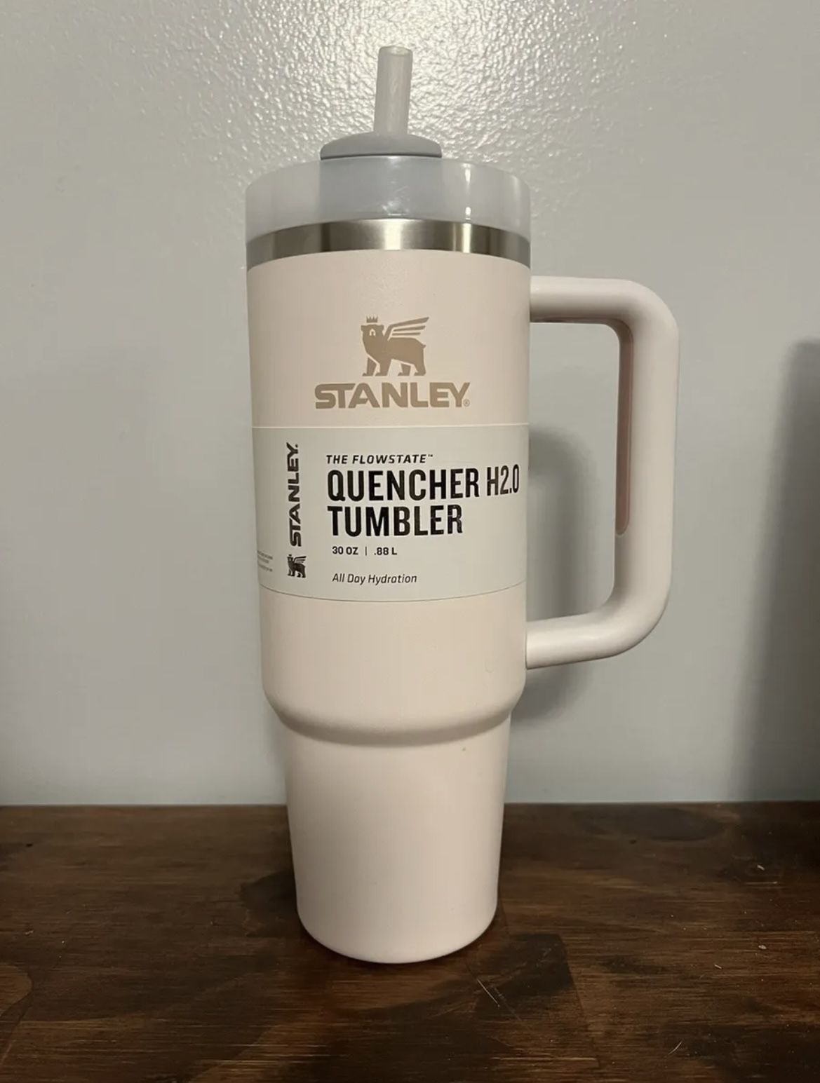 STANLEY Quencher Tumbler Review  30 Ounce in Rose Quartz 