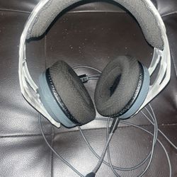 Gaming Headphones Brand/ Rig