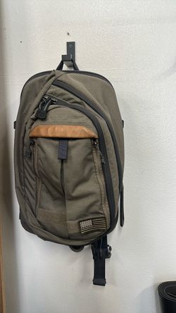 Vertx sling messenger bag