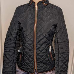 New Women’s Jacket Available In Size XS Small And Medium 