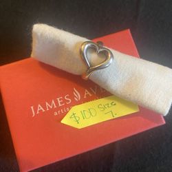 Jame Avery  Heart Ring 💍.