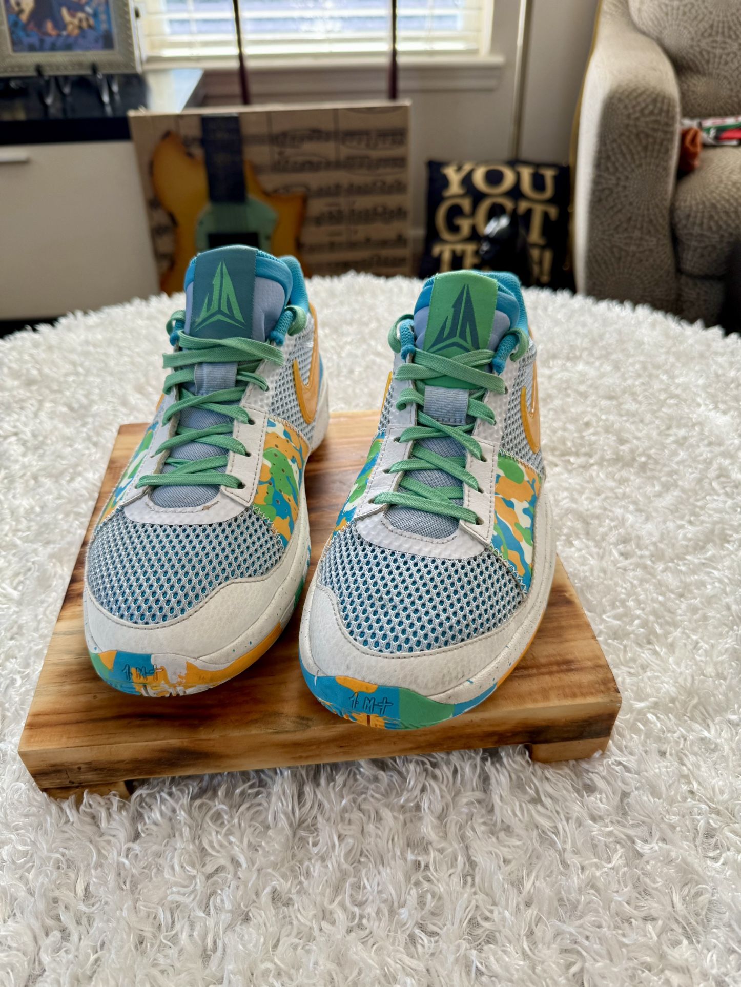 NIKE JA1 is NBA Superstar Ja Morant's 1st signature basketball shoe with Nike Size 6 Youth