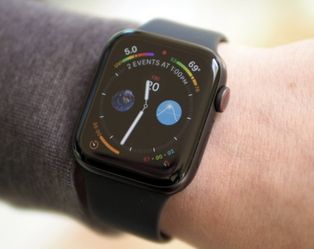 Apple Watch Series 5 Stainless Steel GPS Black