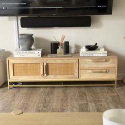 TV Stand / Media Console – Great Condition