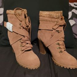NEW Cute Boots