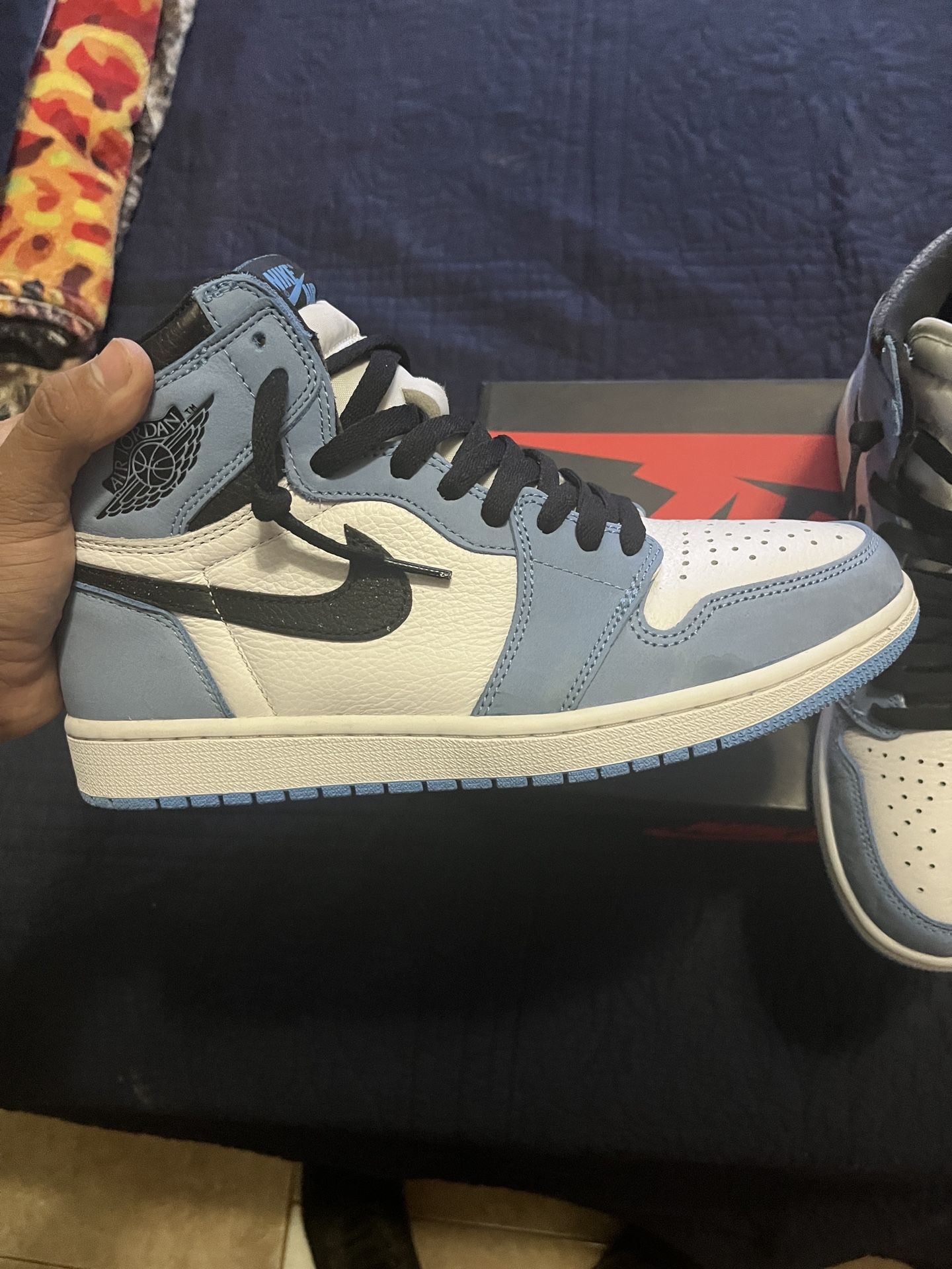 Jordan 1  Retro High ‘University Blue’