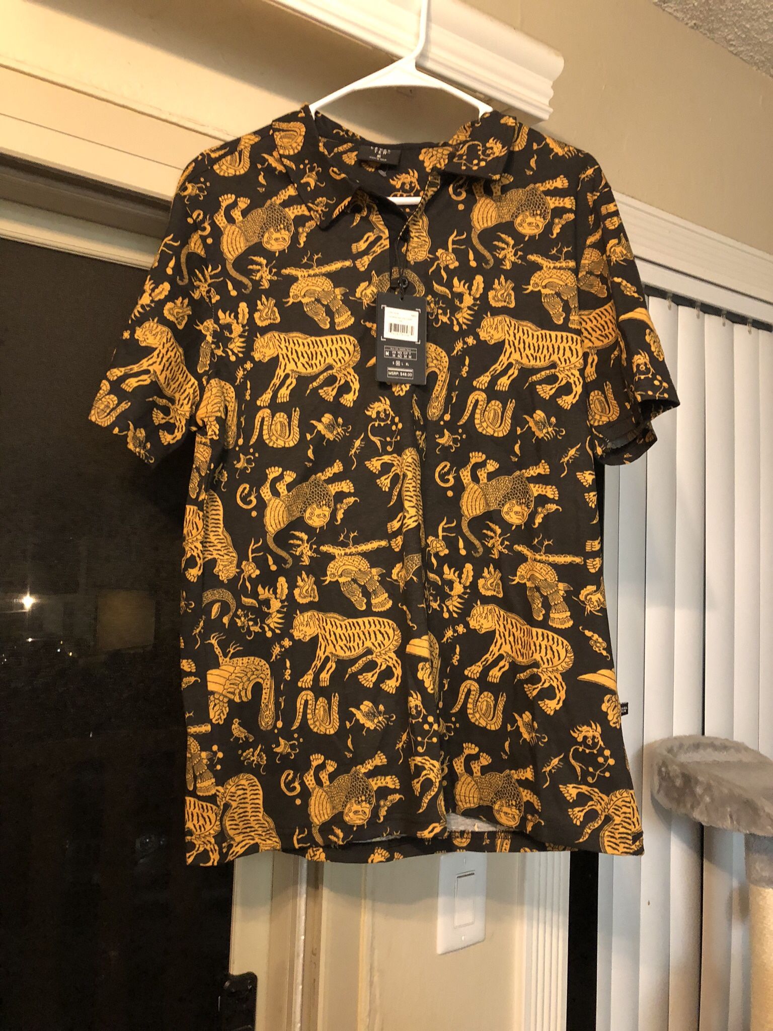 Black shirt with good animals