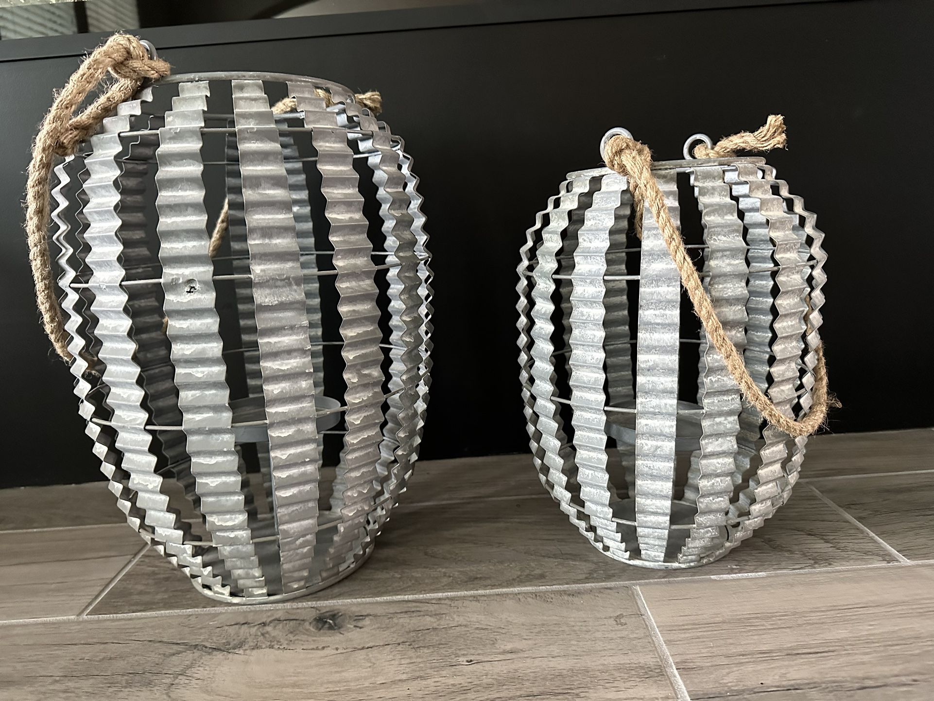 Set Of 2 Metal Candle Holders