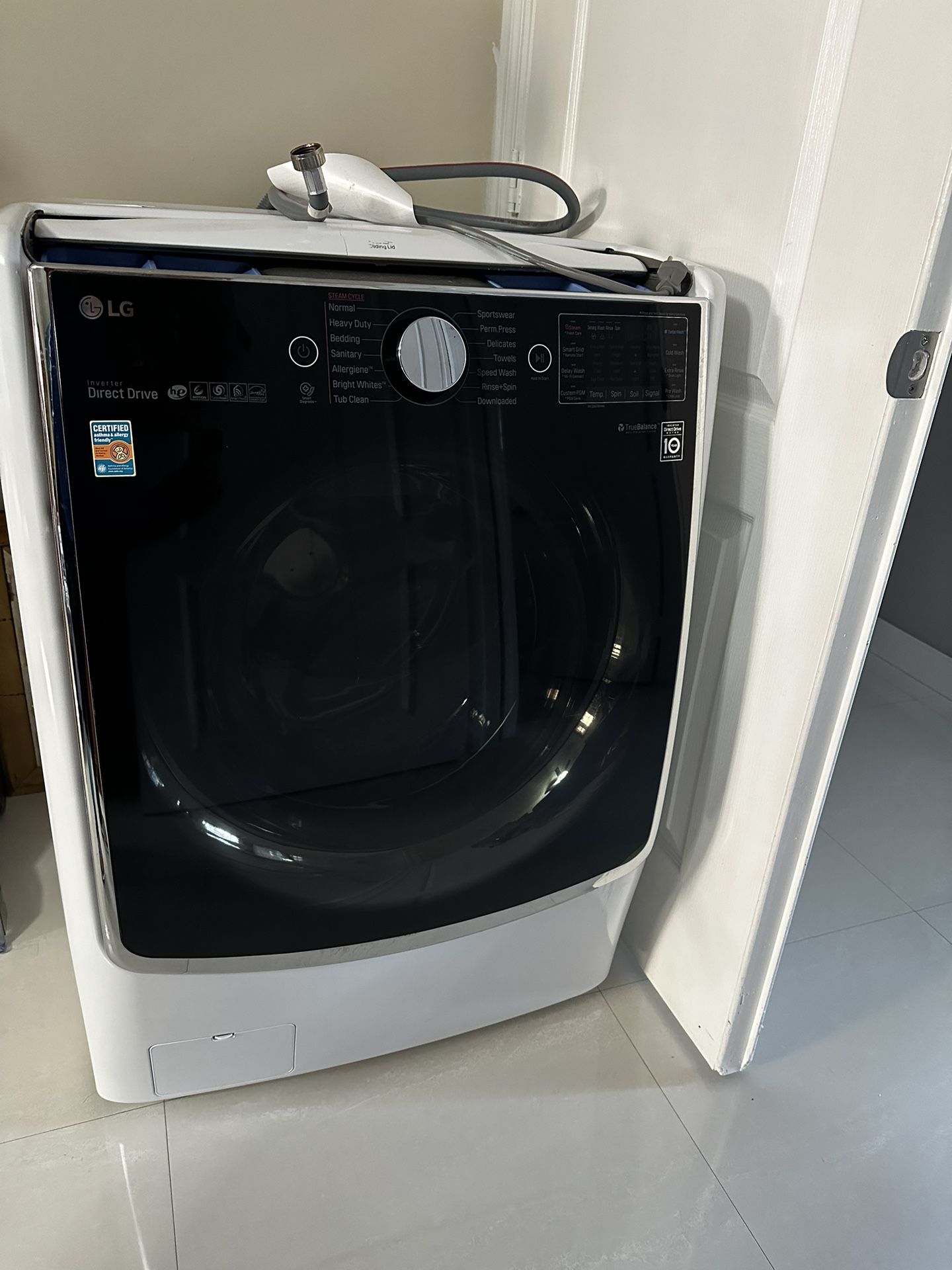 LG WM5000HWA 4.5 Cu. Ft. White Ultra Large Capacity Smart WiFi Enabled Front Load Washer W/ Turbo Wash 